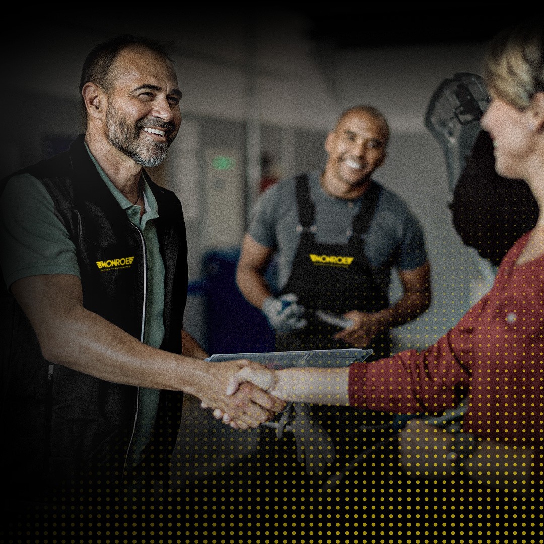 Monroe_MNGEN2302_Image_General_Happy-Customer-No-Comebacks-LV_EN